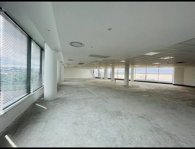 433M² OFFICE TO LET IN WATERFALL